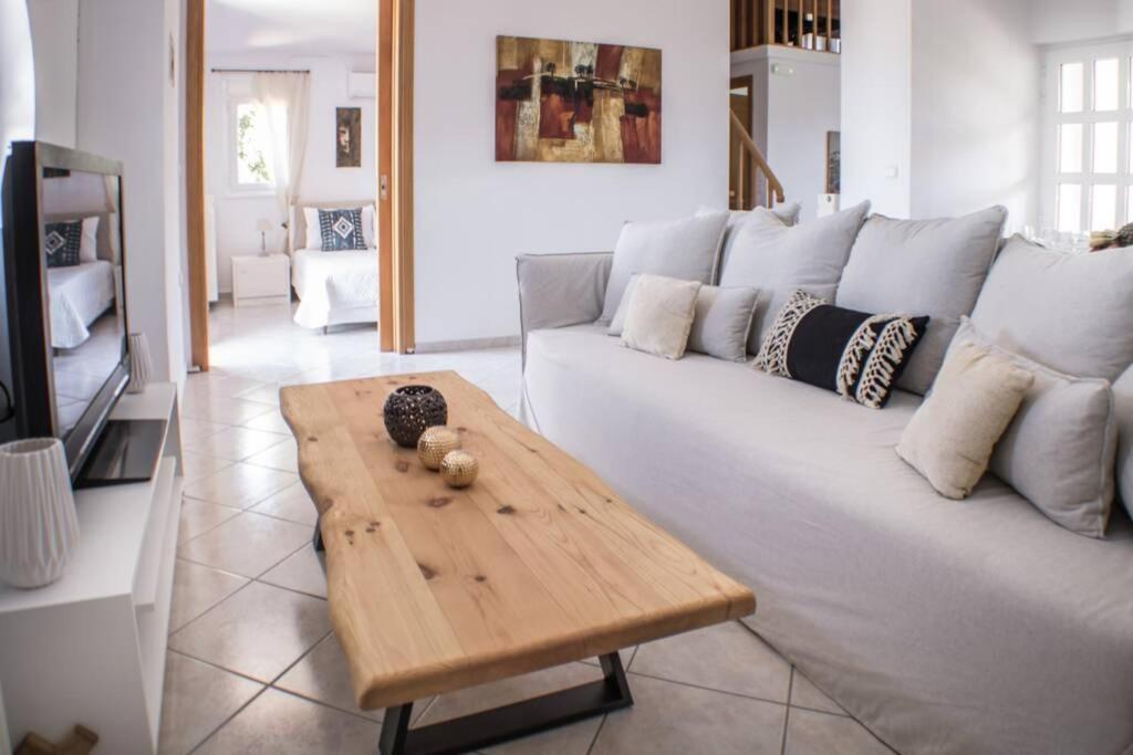 Villa Ventus, 40Sqm Private Pool & Hot Tub! Roussospition Exterior photo