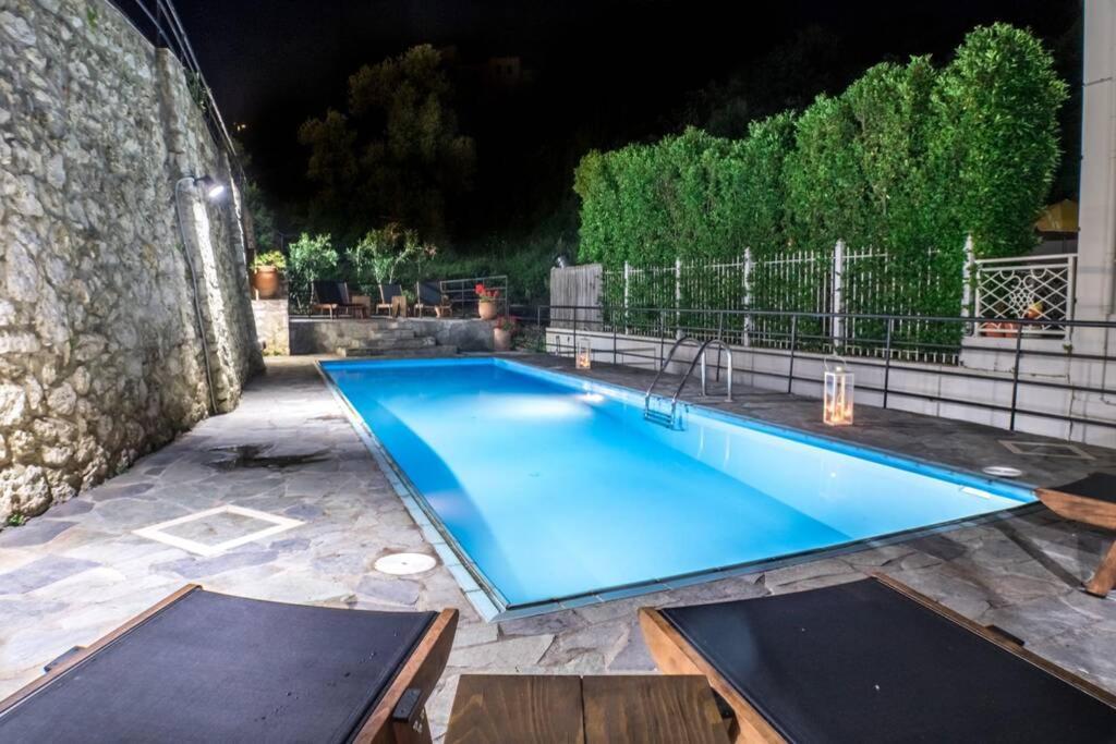 Villa Ventus, 40Sqm Private Pool & Hot Tub! Roussospition Exterior photo